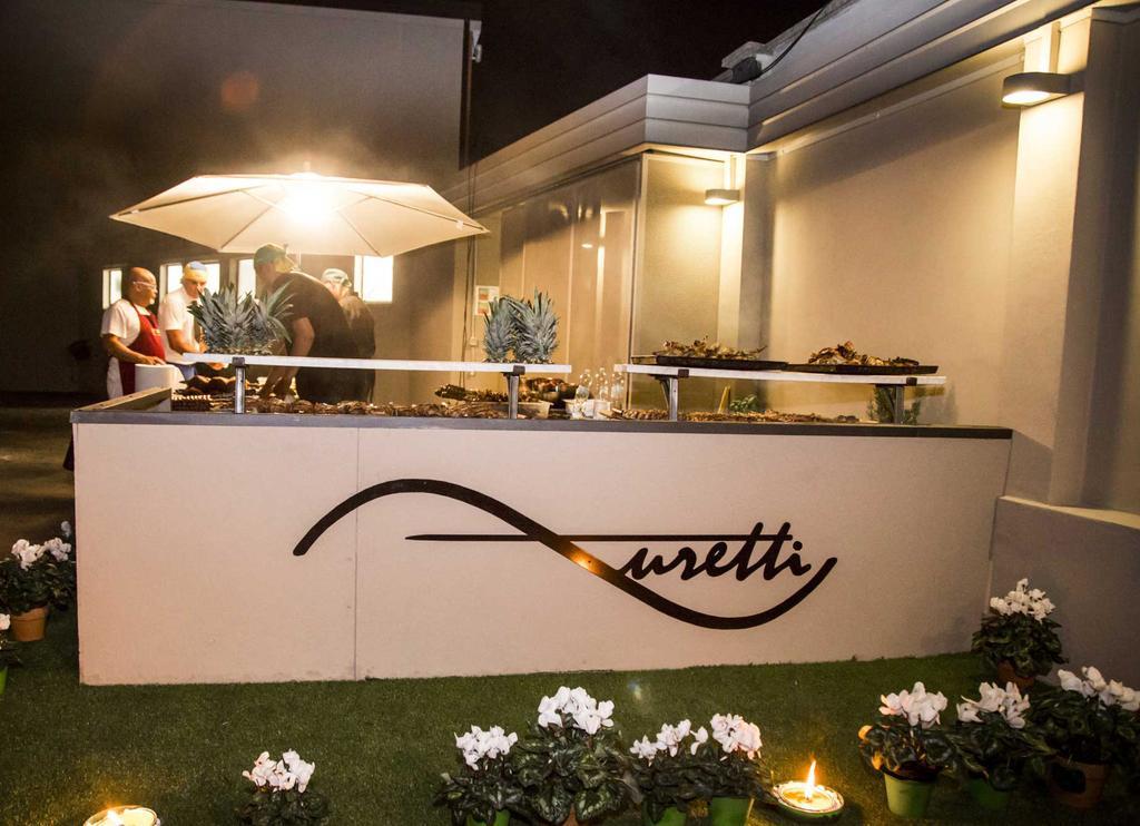 Zuretti 61 Bed & Breakfast Milan Bagian luar foto