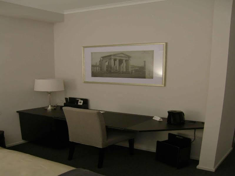 Zuretti 61 Bed & Breakfast Milan Bagian luar foto