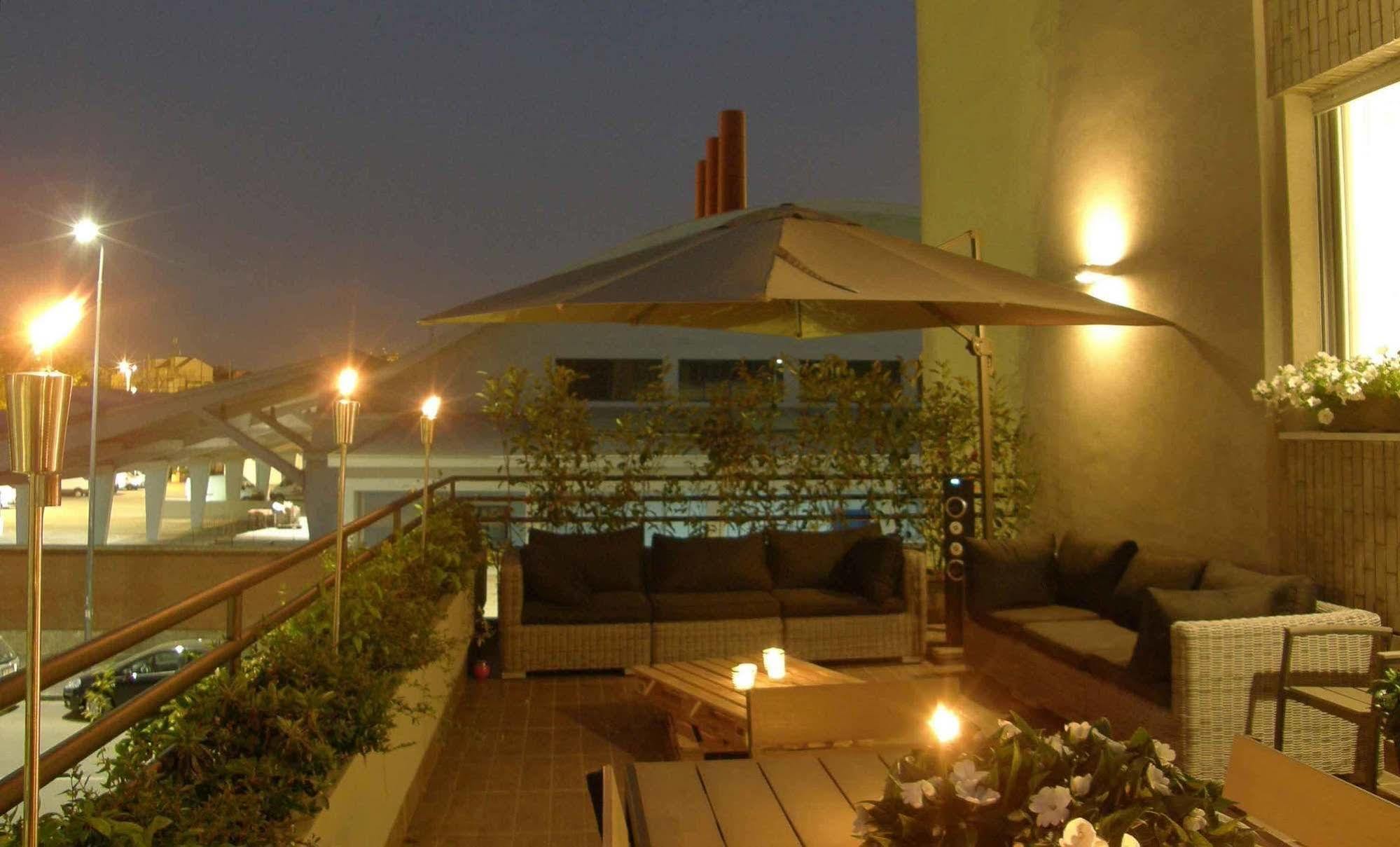 Zuretti 61 Bed & Breakfast Milan Bagian luar foto