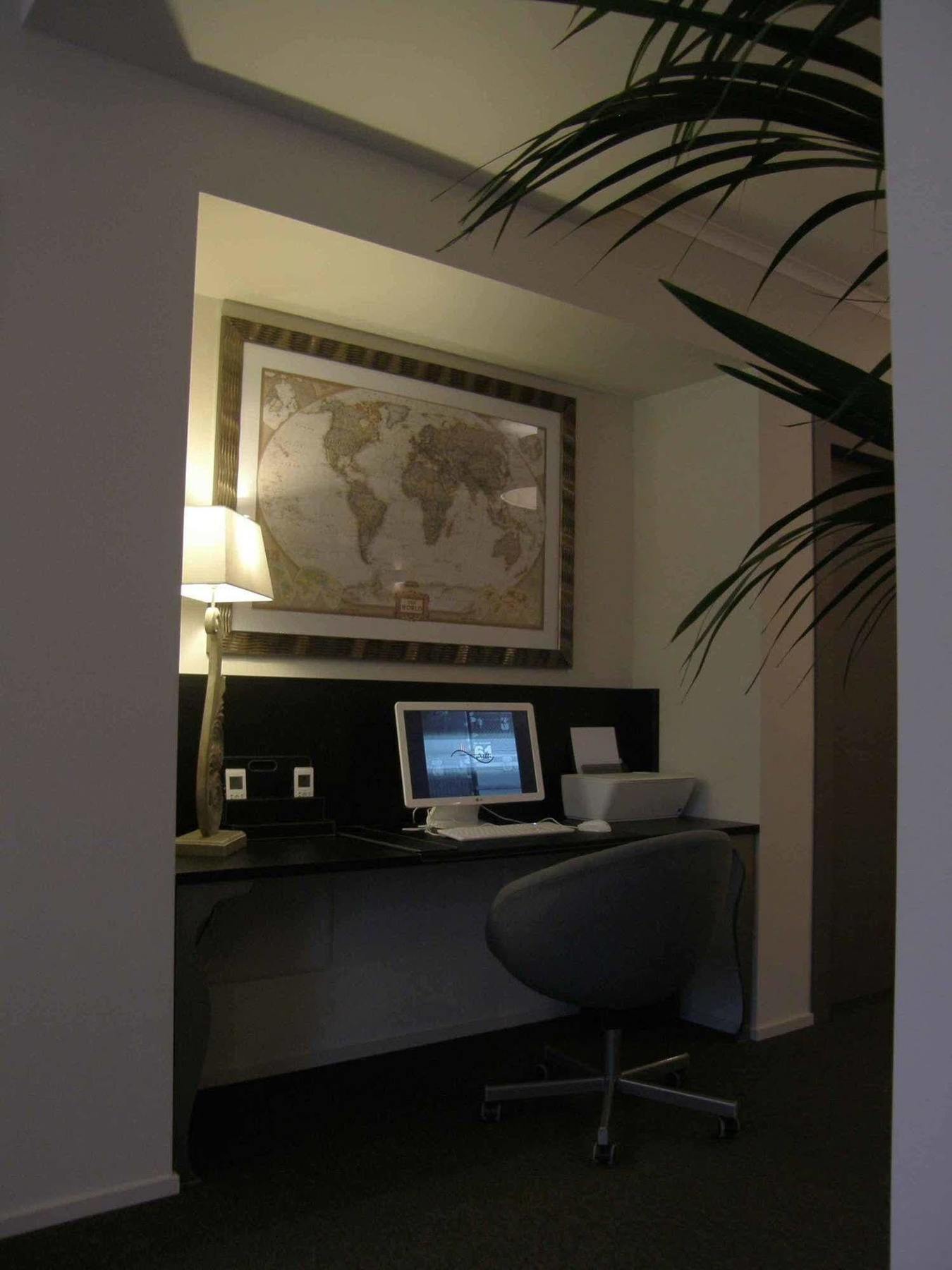Zuretti 61 Bed & Breakfast Milan Bagian luar foto
